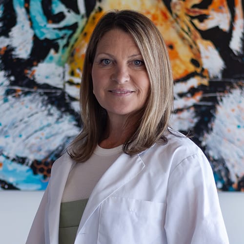Dr. Elizabeth Easterling, Kelowna Veterinarian